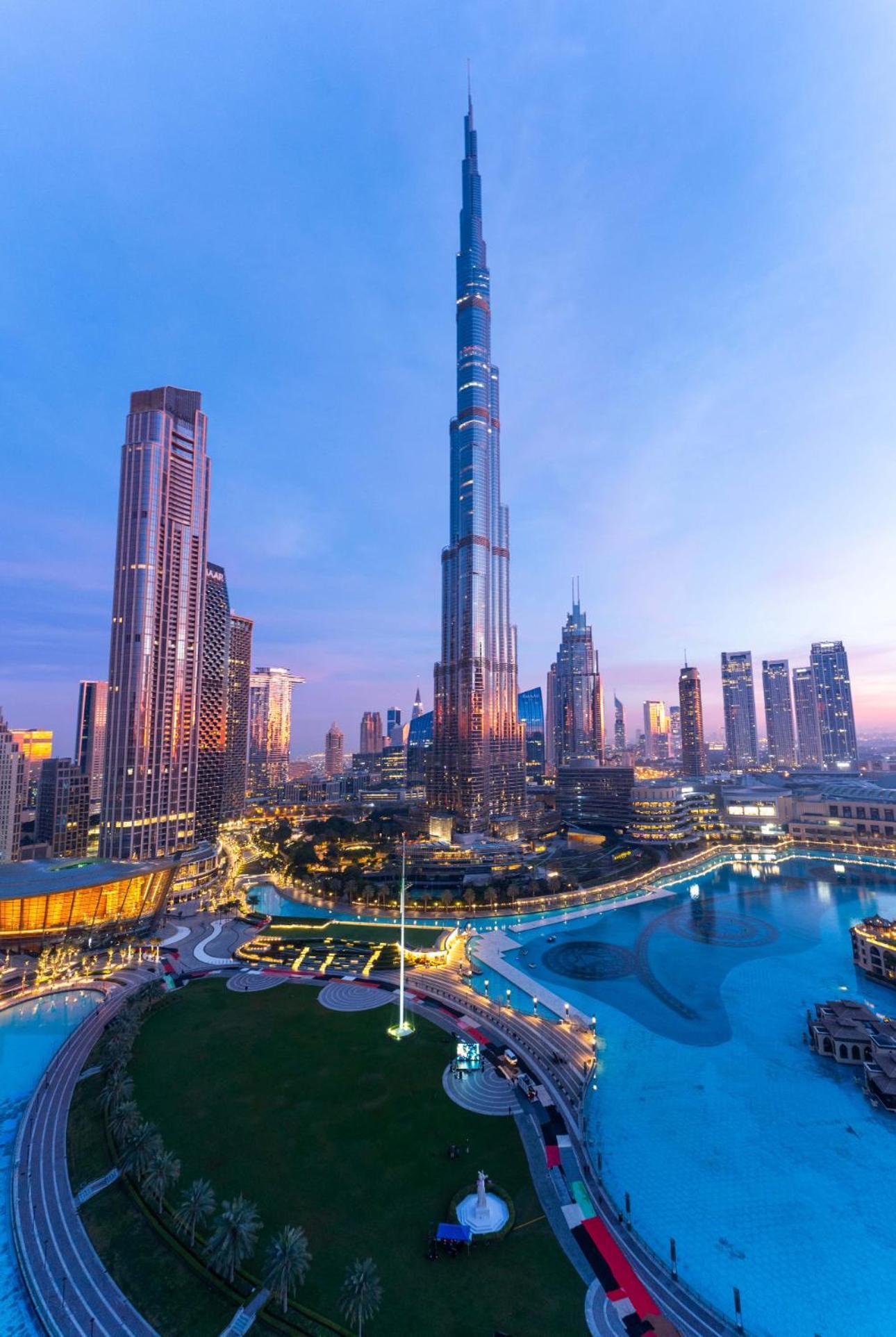 Spectacular Burj & Fountain View - Luxurious 3 Bedrooms & Maids Room - The Residences Дубай Экстерьер фото